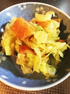 簡単☆キャベツとさつま揚げ炒め♪-レシピのメイン写真