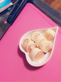 生ハムとチーズのくるくる巻き!-レシピのメイン写真