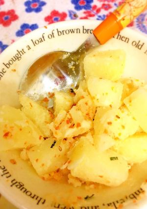 お弁当に!レンジで♪ふりかけ粉ふき芋風♪-レシピのメイン写真