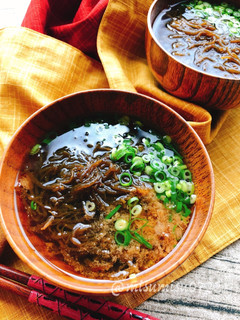 簡単☆お湯を注ぐだけ!もずくのお吸い物-レシピのメイン写真