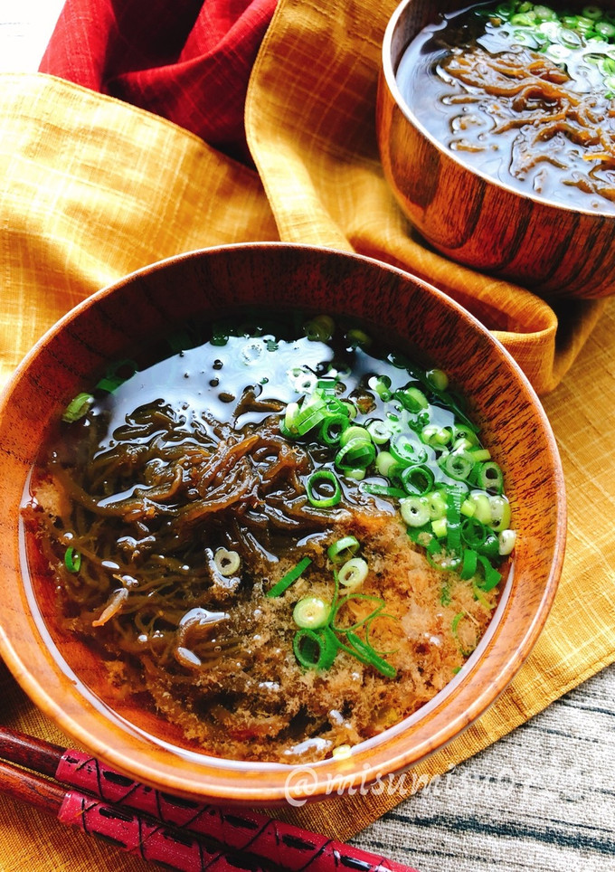 簡単☆お湯を注ぐだけ！もずくのお吸い物-レシピのメイン写真
