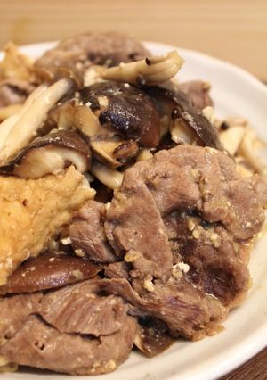 牛肉しめじ生しいたけ厚揚げの練りみそ炒め-レシピのメイン写真