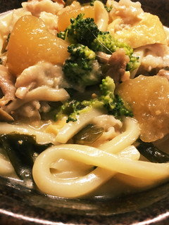 冷凍饂飩で残り物消費*手抜き煮込みうどん-レシピのメイン写真
