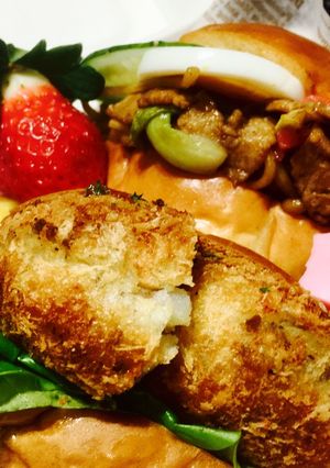 懐かしの味★ドッグ弁当〜コロッケ&焼そば-レシピのメイン写真