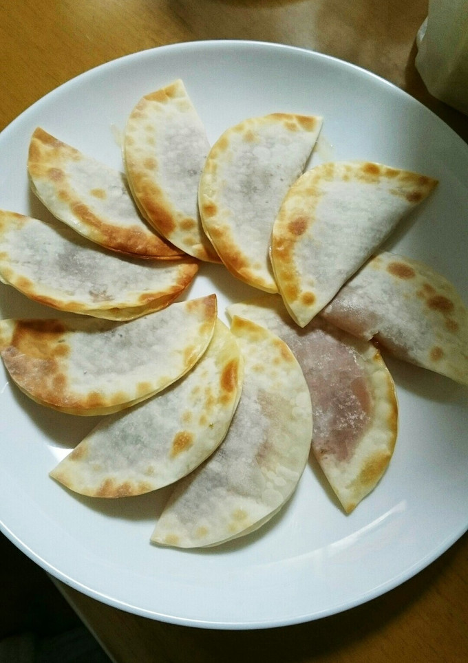 簡単！柿ジャムと餃子の皮で柿パイ風おやつ-レシピのメイン写真
