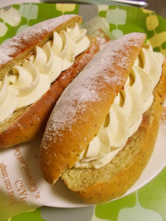 煎茶入りコッペパン♡薩摩芋クリームサンド-レシピのメイン写真
