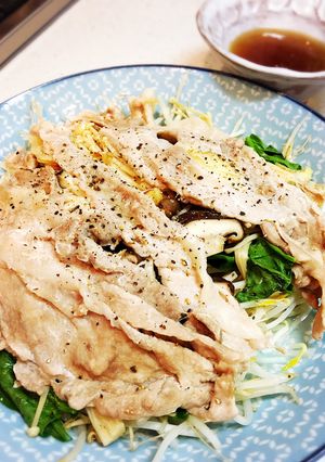 簡単！豚肉とたっぷり野菜のレンジ蒸し-レシピのメイン写真