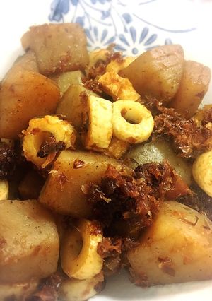 コンニャクとちくわの炒め煮-レシピのメイン写真