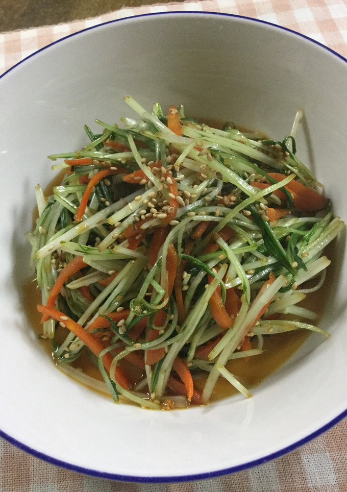 水菜と人参のごま風味炒め♪-レシピのメイン写真