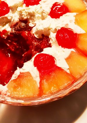 ストロベリークリームチーズジェロサラダ-レシピのメイン写真