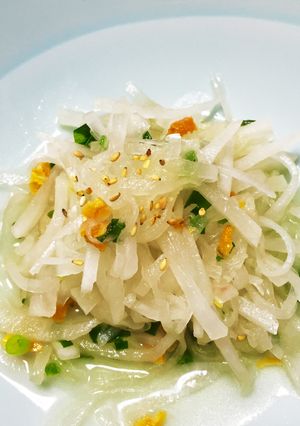 旨味と香り！干しエビ入り大根サラダ-レシピのメイン写真