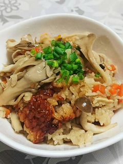 簡単 舞茸としめじの炊き込みご飯♪-レシピのメイン写真