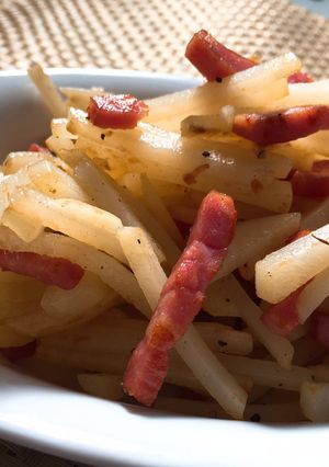 冷凍ok！じゃがいもとベーコンの炒め物-レシピのメイン写真