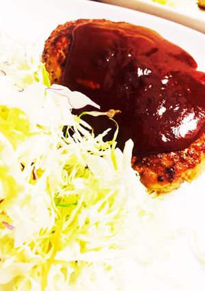 簡単！ふわっとジューシーなハンバーグ♪-レシピのメイン写真