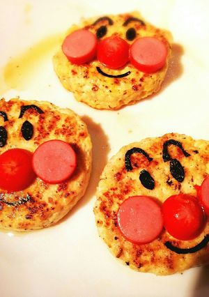 ヘルシーなアンパンマンハンバーグ-レシピのメイン写真