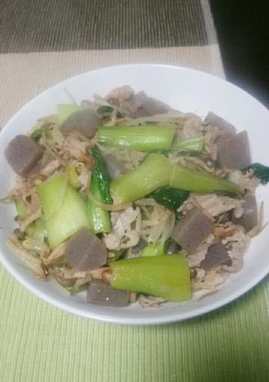 簡単!ちんげん菜とこんにゃくの炒め物-レシピのメイン写真