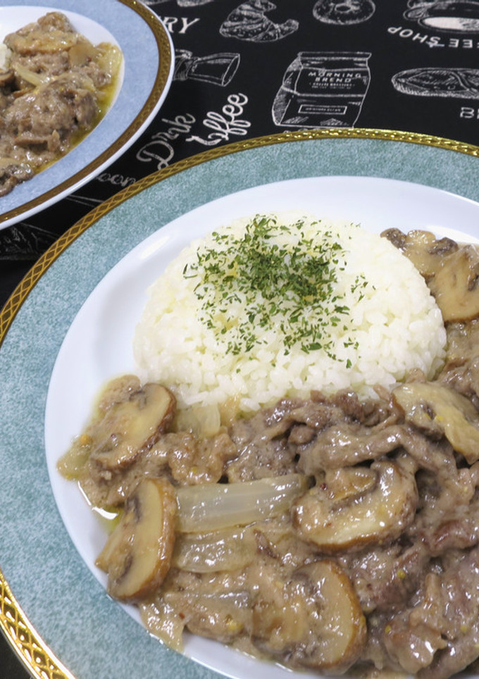 【簡単】お手軽ビーフストロガノフ♪-レシピのメイン写真