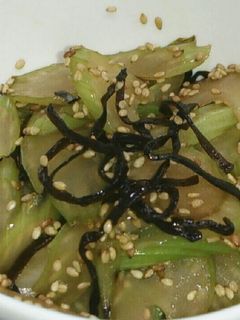 セロリの塩こぶ炒め-レシピのメイン写真