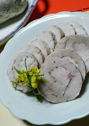 ちょっぴりスパイシー我が家の鳥むね肉ハム-レシピのメイン写真