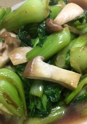 青梗菜ときのこのオイスターソース炒め-レシピのメイン写真