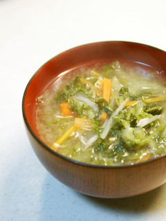 ごま油香る、白菜の外葉の味噌汁-レシピのメイン写真