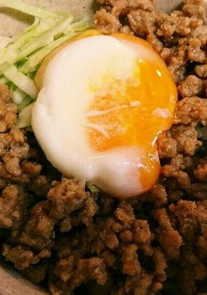簡単おいしい肉味噌丼-レシピのメイン写真