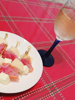 洋ナシと生ハム、チーズのピンチョス-レシピのメイン写真