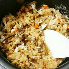 รูปของ 塩鯖で炊き込みご飯❁おすすめ