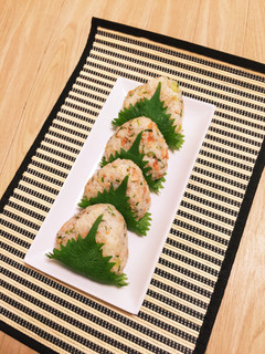 ♪ごま油香る鮭と白ごまの大葉おにぎり♪-レシピのメイン写真