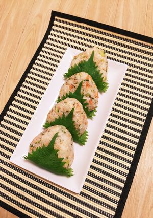 ♪ごま油香る鮭と白ごまの大葉おにぎり♪-レシピのメイン写真