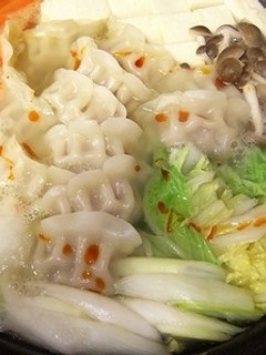 味覇(ウェイパー)で水餃子鍋-レシピのメイン写真