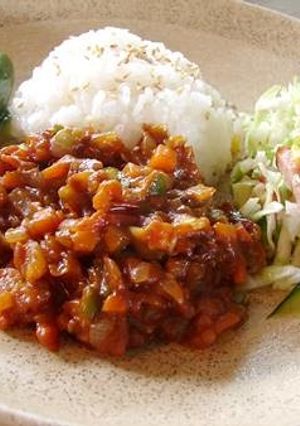 カレールーで作る簡単ドライカレー-レシピのメイン写真