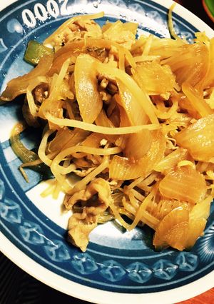 【簡単！】玉葱ともやしの豚肉炒め-レシピのメイン写真