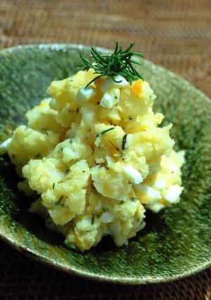 ローズマリーと卵のポテトサラダ-レシピのメイン写真
