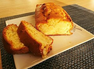 HMで簡単ふんわりりんごのパウンドケーキ-レシピのメイン写真