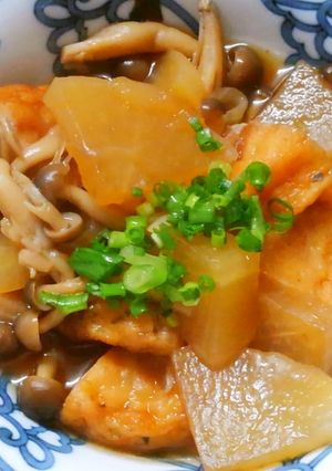 簡単！大根とさつま揚げとしめじの煮物♪-レシピのメイン写真