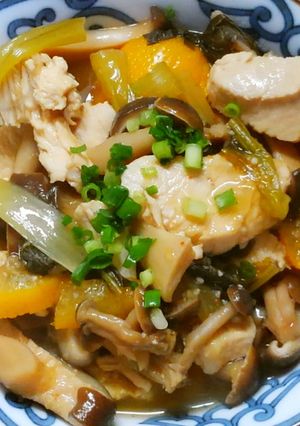 簡単！鶏むね肉と小松菜ときのこの柚子煮＊-レシピのメイン写真
