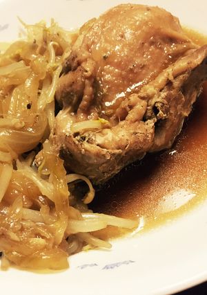 【簡単！】玉葱ともやしと鶏肉の醤油煮込み-レシピのメイン写真