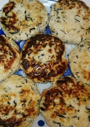 簡単☆美味しい～ひじきと梅のハンバーグ♪-レシピのメイン写真