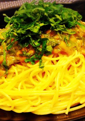 パッと出来る♬めかぶとなめ茸の納豆パスタ-レシピのメイン写真
