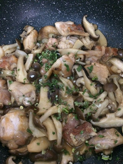 鶏モモときのこで作る 簡単!料理-レシピのメイン写真