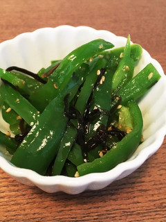 お弁当や副菜に☆ピーマンの塩昆布あえ-レシピのメイン写真