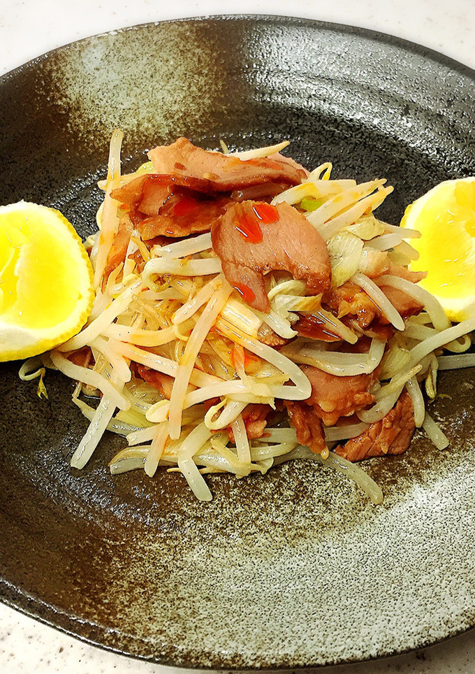 市販の焼き豚で♪もやしとささっと簡単炒め-レシピのメイン写真