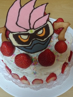 お誕生日ケーキ★仮面ライダーエグゼイド-レシピのメイン写真