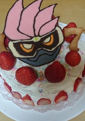 お誕生日ケーキ★仮面ライダーエグゼイド-レシピのメイン写真