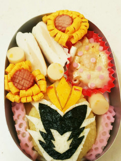 キャラ弁☆キョウリュウゴールド-レシピのメイン写真