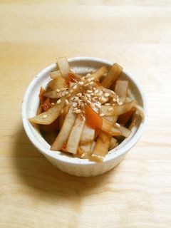 ささっと簡単!大根の皮の甘辛煮-レシピのメイン写真