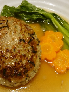 中華スープでお手軽!煮込み豚バーグ-レシピのメイン写真