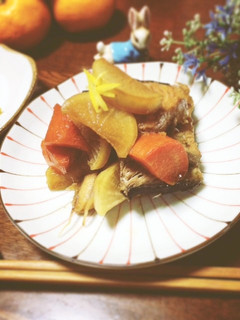 柚子風味☆ブリのアラ炊き♪人参入り-レシピのメイン写真