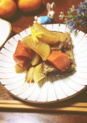 柚子風味☆ブリのアラ炊き♪人参入り-レシピのメイン写真
